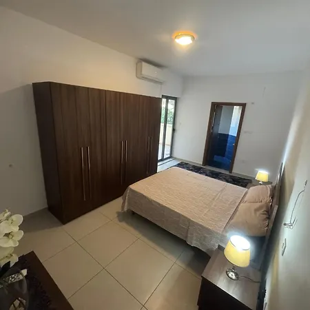 Relaxing With Private Bathroom San Giuliano