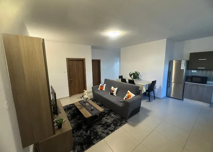 Relaxing With Private Bathroom Alloggio in famiglia San Giuliano